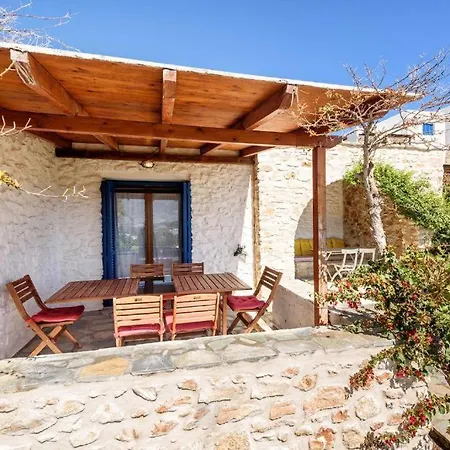 Aegean Whisper - Parikia *