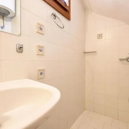 בית נופש Aegean Whisper - Parikia Krotiri