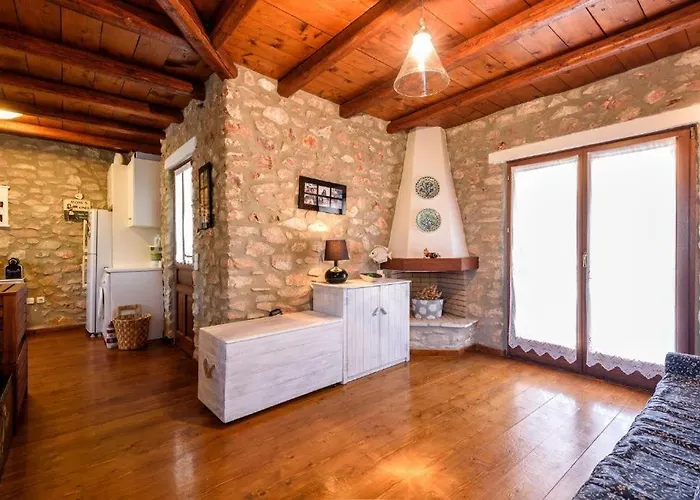 Aegean Whisper - Parikia *