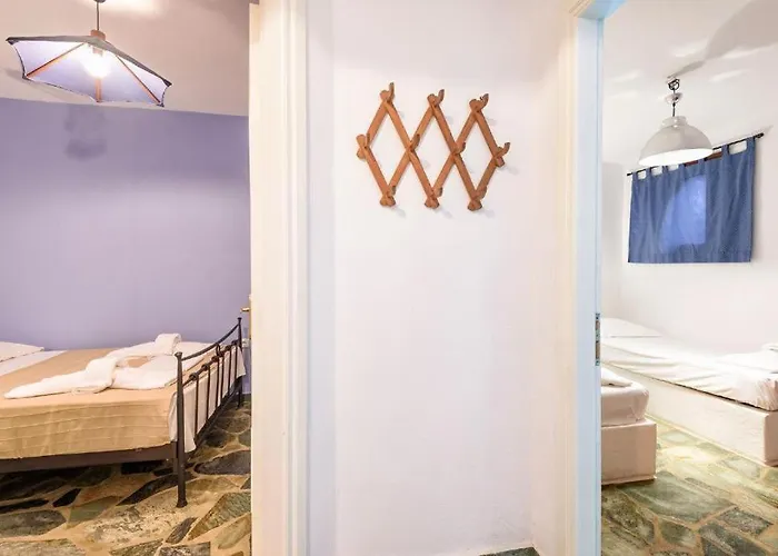 Aegean Whisper - Parikia *